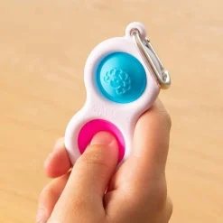 Fat Brain Toys Dimpl - Boblepanel nøglering (ass. farver) 1 stk.| Taktil / Følesans|Finmotorik