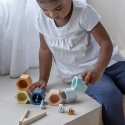 PlanToys Finmotorisk læringsspil - Bikuber| Økologisk Eller Bæredygtig|Trælegetøj