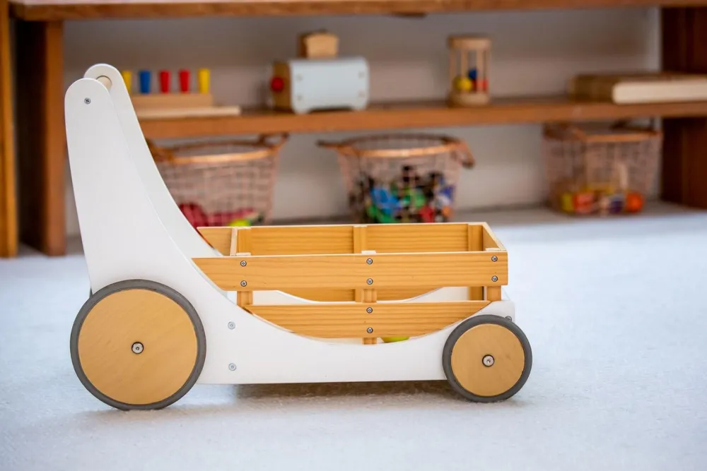 Kinderfeets Gåvogn - Hvid| Babylegetøj