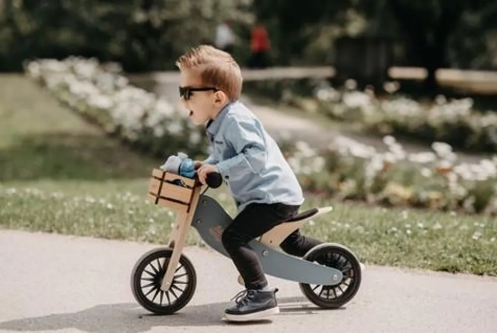 Kinderfeets Løbecykel - Tiny Tot 2-i-1 Plus, Skiferblå| Løbecykler|Tumlinge Legetøj