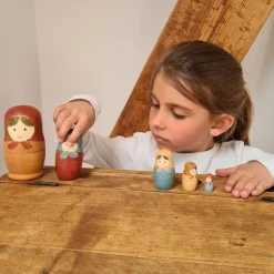 Egmont Toys Mal din egen babushka-dukke| Tegne- & Malegrej|Byggesæt